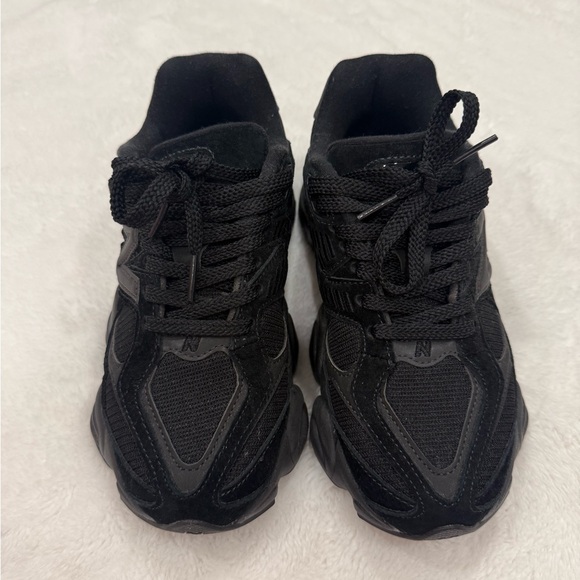 New Balance All-Black 9060 Sneakers - Picture 3 of 4